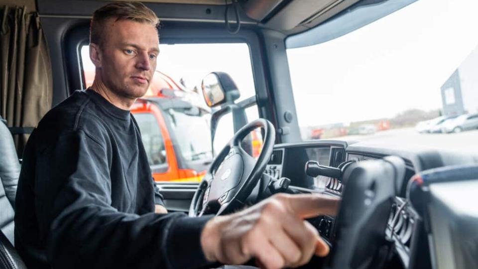HV Transport: From Manual Administration to Digital Efficiency